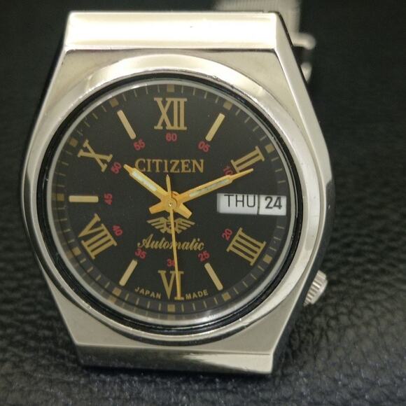 Vintage 1980 Citizen Automatic Mens Silver Watch W/daydate & Gold accents - Picture 3 of 10
